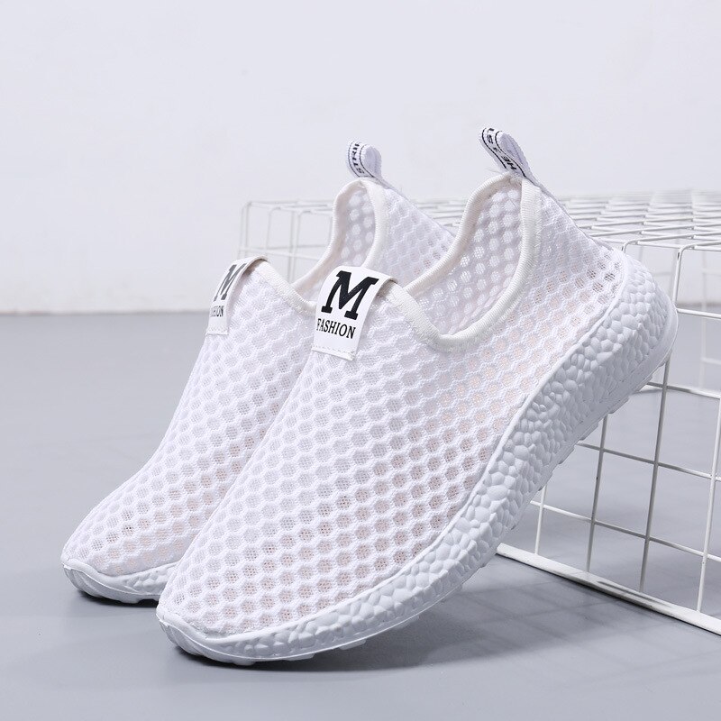 Comfortable Mesh Sports Shoes For Girls
